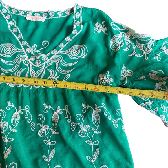 Solitaire Boho Emerald Green Embroidered Floral Top - Picture 9 of 12